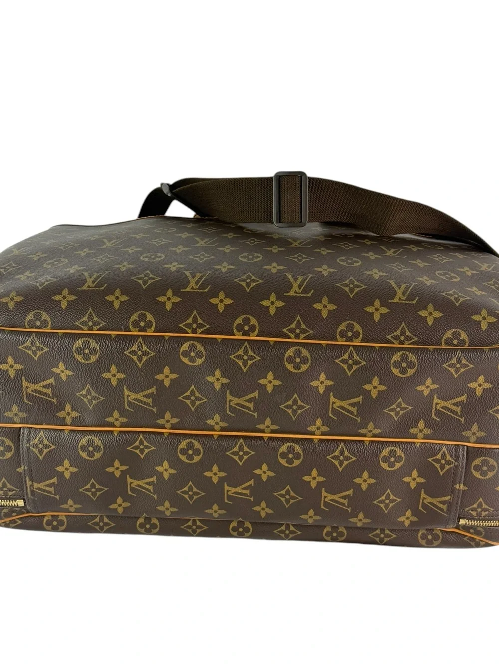 LOUIS VUITTON Alize 24 Heures Duffle Luggage Bag Made in France Authenticated